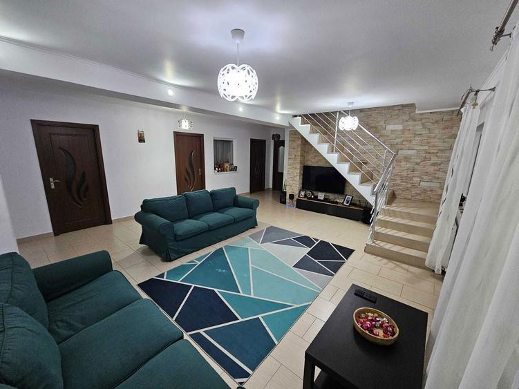 De vanzare Casa P+M sat Albina - 8