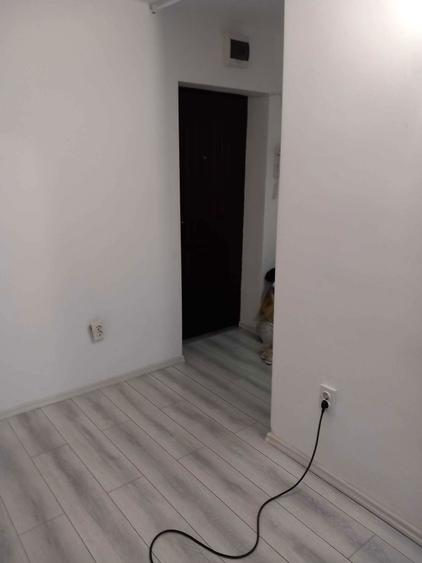 Inchiriez garsonierra - 1