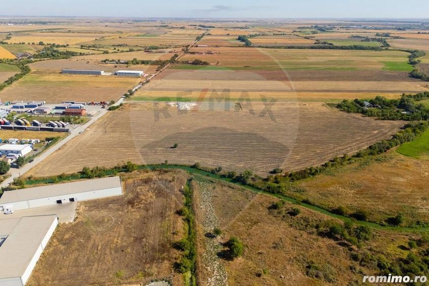 Investi?ie Arad: 20.000 mp teren cu utilita?i ?i acces drum - 5