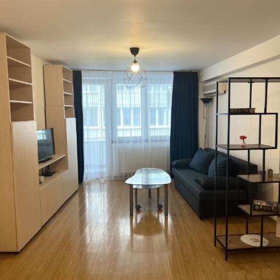 Apartament de inchiriat in Centru, 2 camere cu centrala proprie - 1