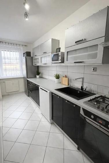 Apartament de inchiriat cu 2 camere in zona Coresi - 4