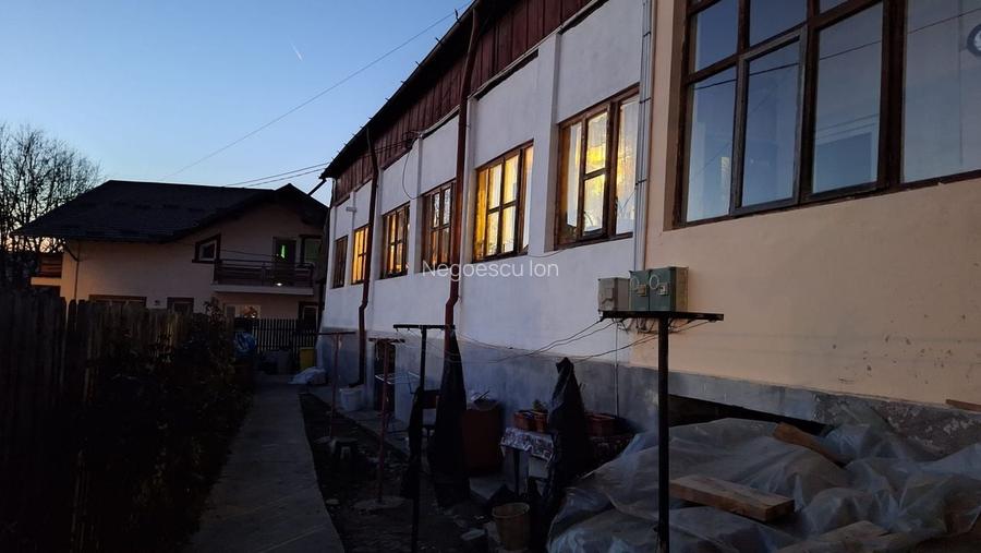 Casă cu 2 camere în Central