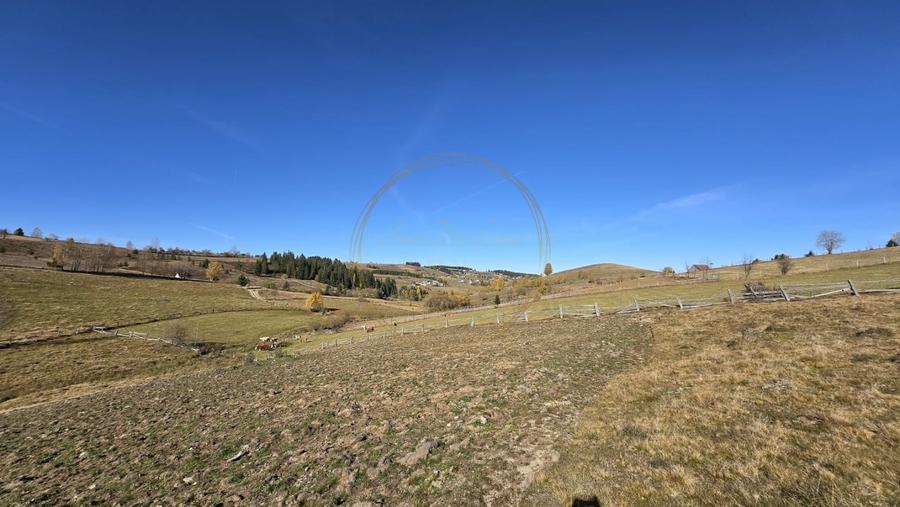 Teren extravilan, 4130mp, cu parau, la 500m de Primaria Marisel - 5