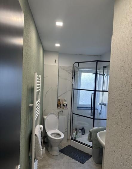 Apartament 3 camere decomandat, Modern, zona centrala str 9Mai - 6