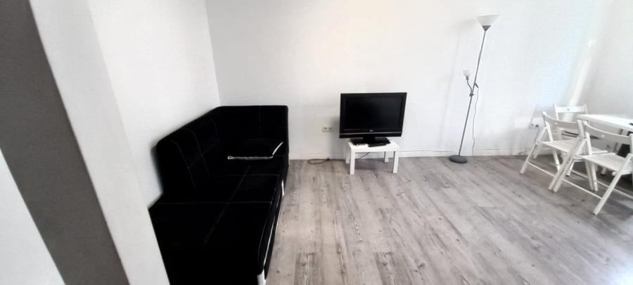 Apartament 2 camere zona Unirii dispus pe 2 niveluri acces curte interioara - 12