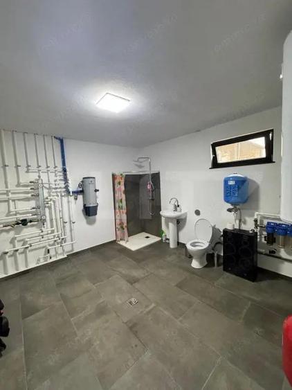 Casa moderna cu elemente traditionale , 306 mp utili , 2500 mp teren , Moara - 4