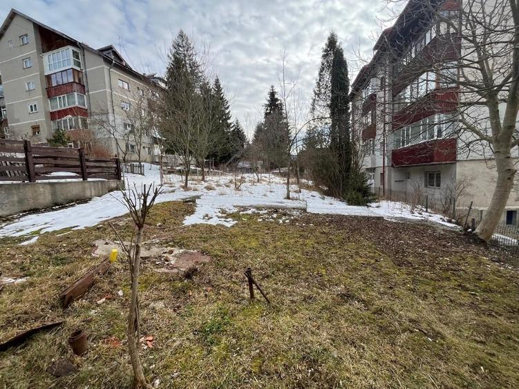 Teren de vânzare în Predeal, Str. Eroilor - 8
