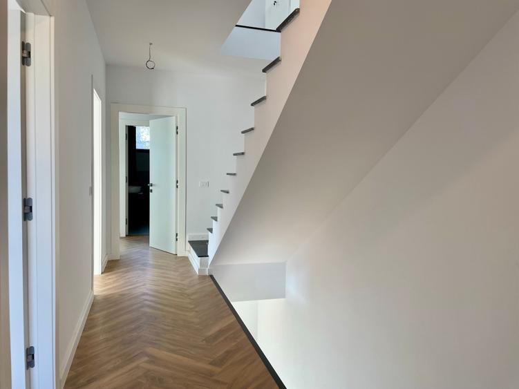 Vanzare Vila 250 mp 6 camere 4 bai, sauna, finisaje premium | Iancu Nicolae - 9