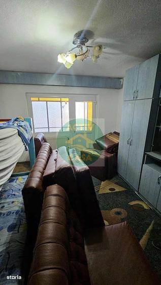 Apartament 3 camere, etaj 1, zona Episcopiei - 1