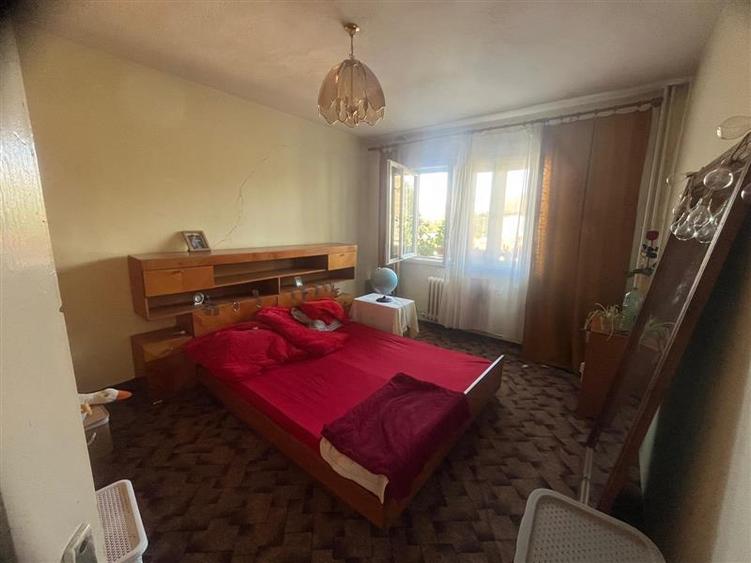 Caransebes, Casa P+1+2+M, Zona ACR - 9