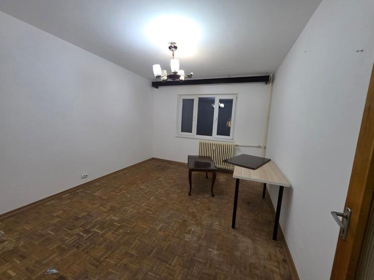 Berceni, pe strada Moldovita, - 6