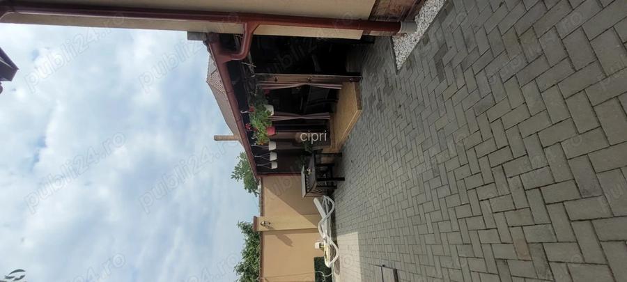Vand casa Vand casa