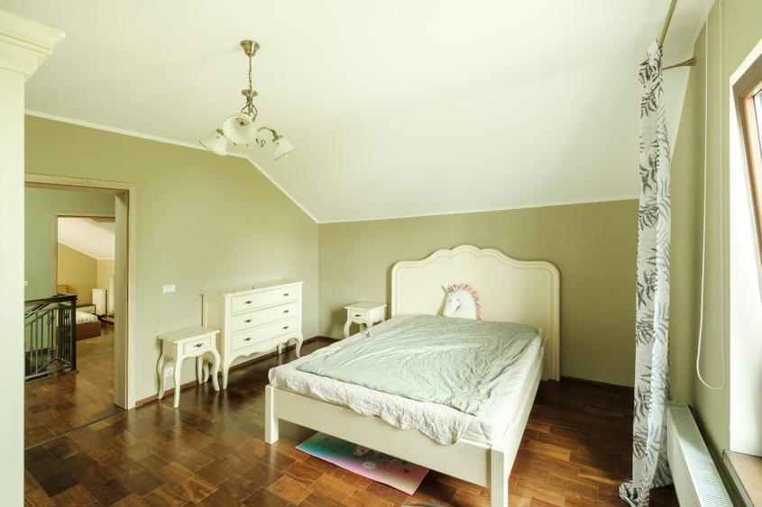 CASĂ INDIVIDUALĂ | GIROC | PLANETELOR - 14