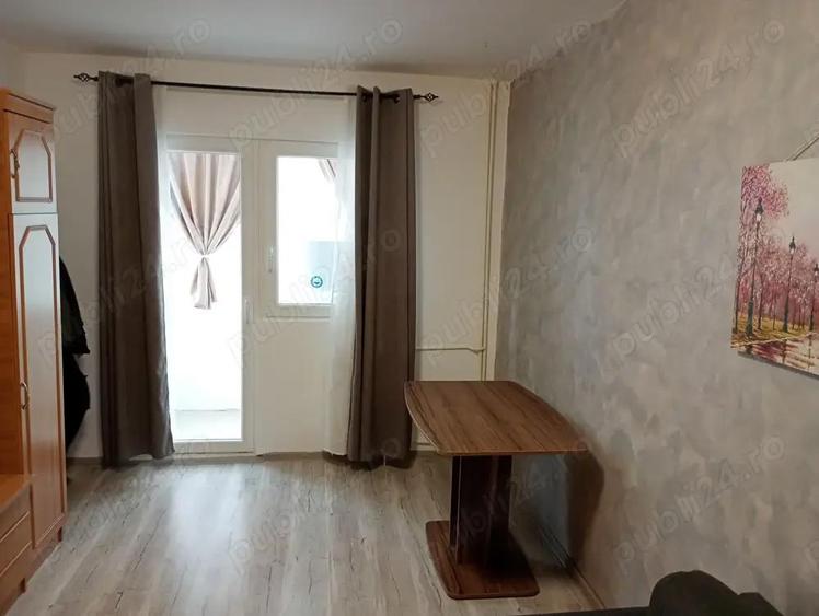 Inchiriez garsoniera - 1