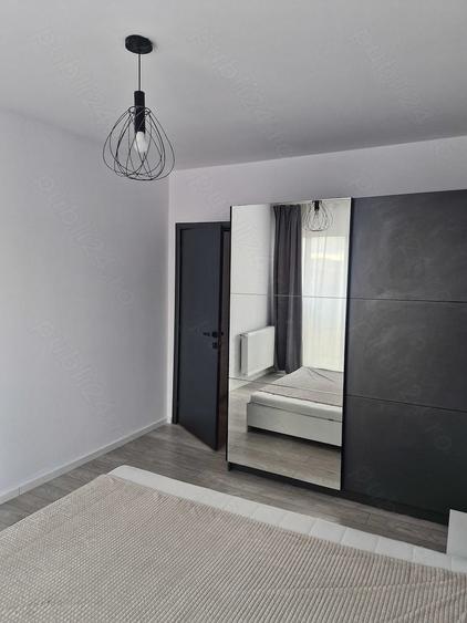 Inchiriez apartament 2 camere, str Traian 58-62, loc de parcare, 600 de euro - 4