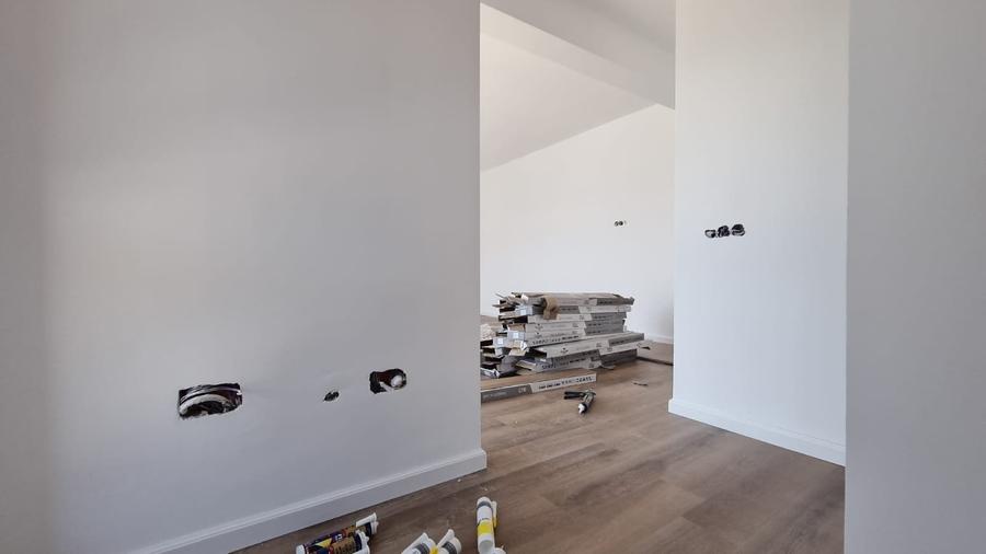 Apartament in Vila P+1 cu Patru unitati - Curte  proprie 60 Mp - 9