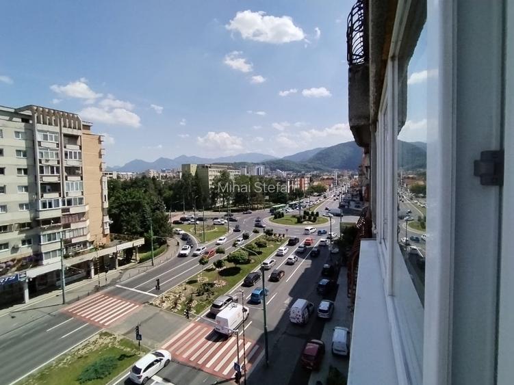 Apartament cu 3 camere decomandat în Aurel Vlaicu Apartament cu 3 camere decomandat în Aurel Vlaicu