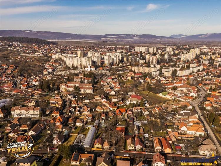 Casa din lemn, teren 384 mp: oportunitate renovare, Simeria, Sfantu Gheorghe, Covasna - 11