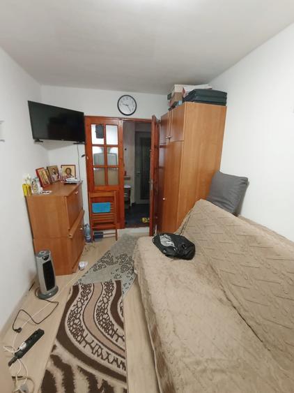 Garsoniera Piata Nicolina! Curata, mutare rapida! - 1