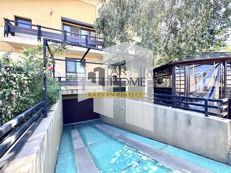 Proprietate impresionanta cu piscina interioara, zona centrala, Ploies - 25