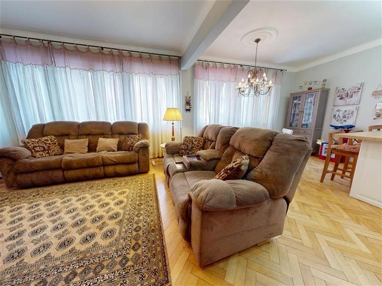 Tur LIVE! Proprietate regim special, Central, Brasov - 15