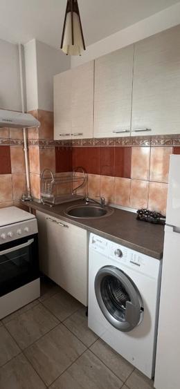 Garsoniera moderna- loc parcare- Tractorul - langa Coresi Mall - 4