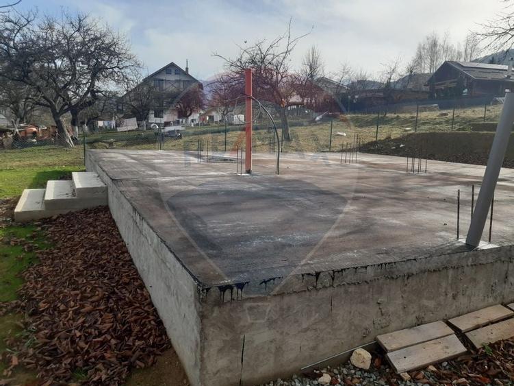 Teren 1,050mp Zarnesti cu proiect de casa / Strada Tohanita nr 26F - 2