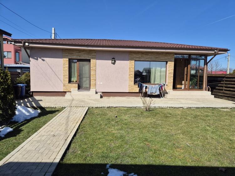 Casa Darza P, carport, curte cocheta, utilata si mobilata - 1