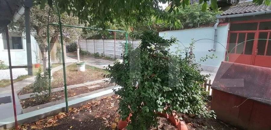 Casa 5 camere bucatarie 2 bai 369 mp teren zona Centru - 8