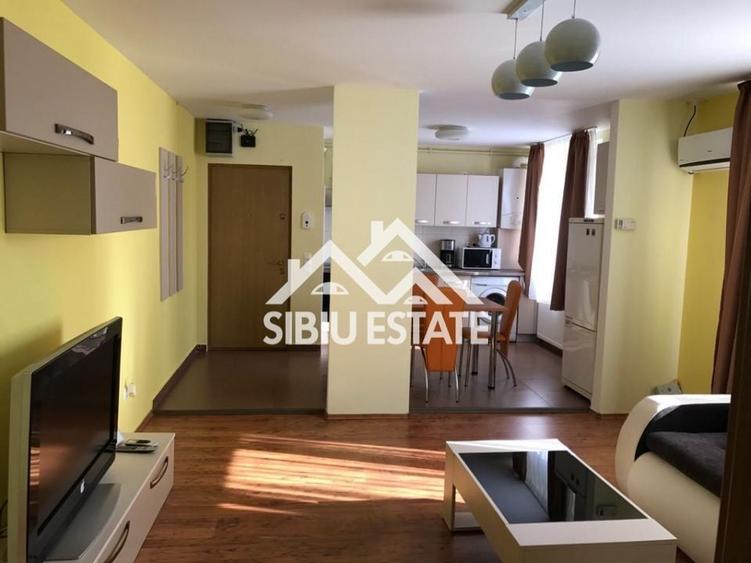 Apartament de inchiriat cu 2 camere,mobilat si utilat Ultracentral - 2