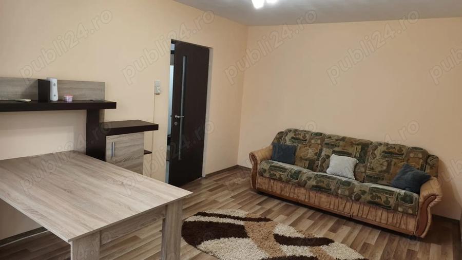 Apartament 2 camere PALAS - persoana fizica - 1