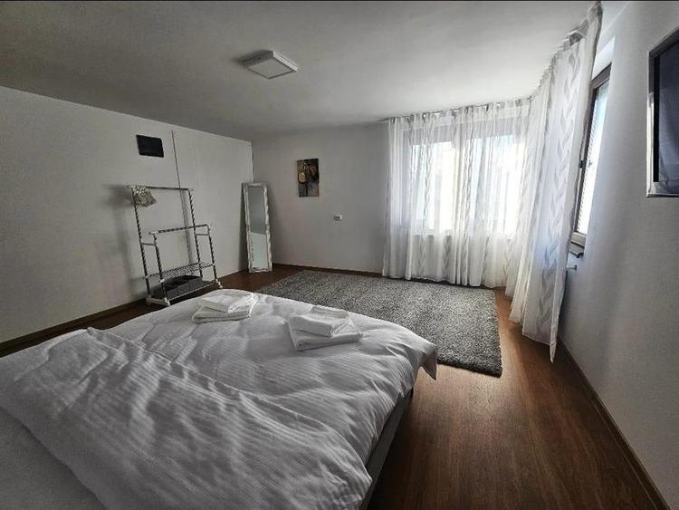 Casa 5 camere de inchiriat in Florilor - 7