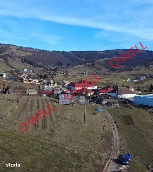 Teren intravilan de vanzare in Barcani, cu priveliste deosebita! - 4