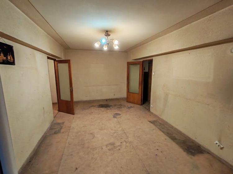 Apartament 2 camere et 6/8 - Bl. Ghencea 42 - bloc 1981 - 1