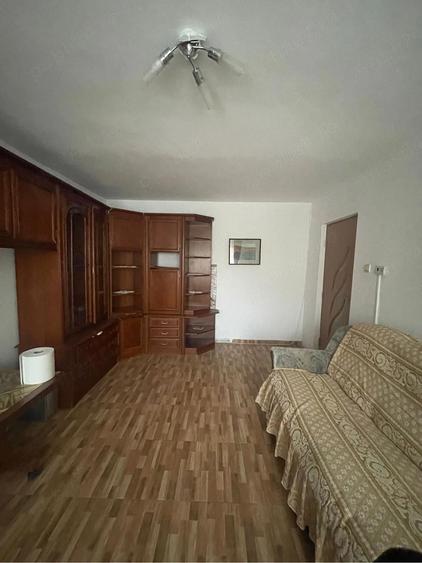 vand apartament cu 3 camere - 2