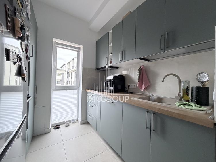 Apartament cu 3 camere decomandat, mobilat în Florești