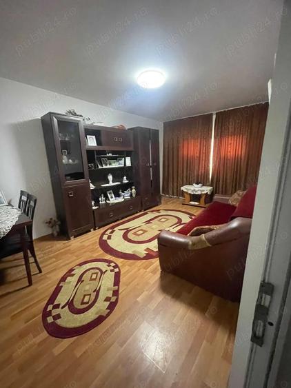 Vand apartament 3 camere central - 2