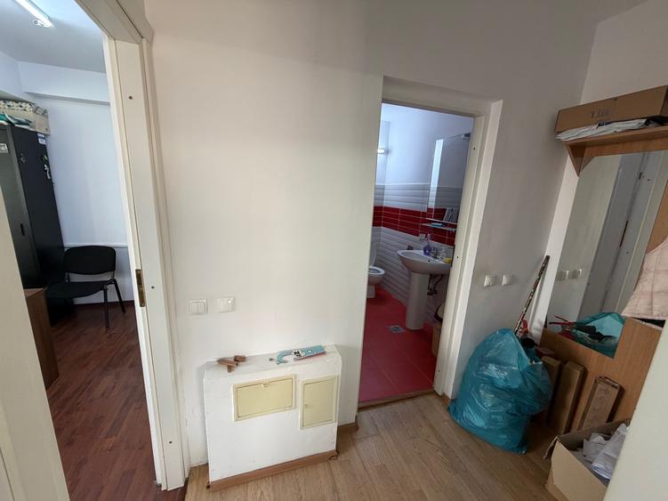 Apartament cu 3 camere decomandat în Babadag