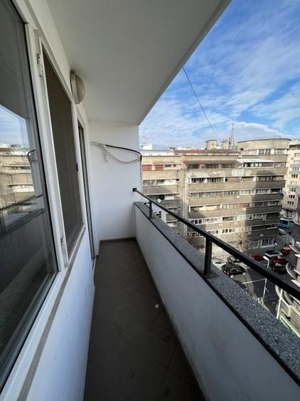 Apartament 2 dormitoare cu hol locuibil, 2 balc, centrala proprie, bloc solid - 14
