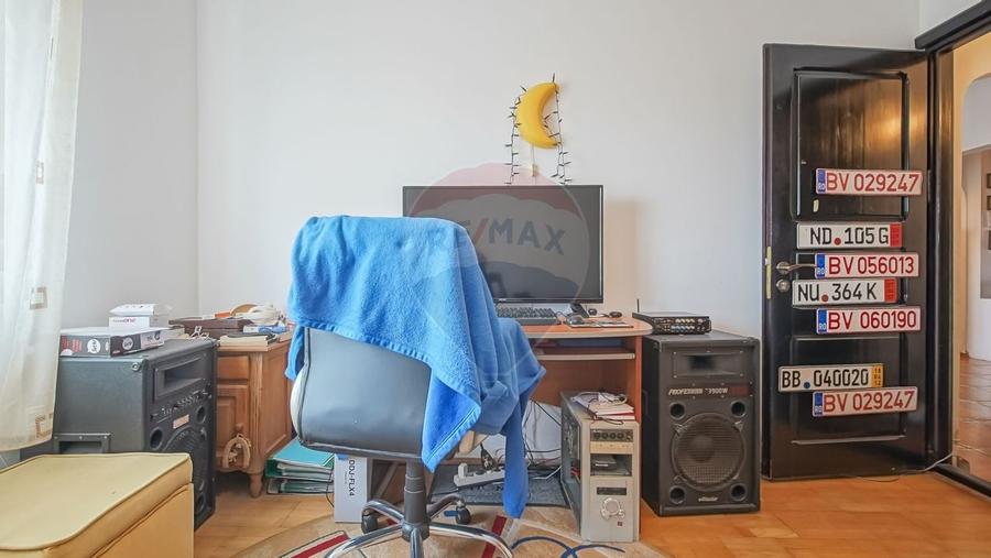 De vanzare 4 camere Racadau-zona Parcul Trandafirilor - 24