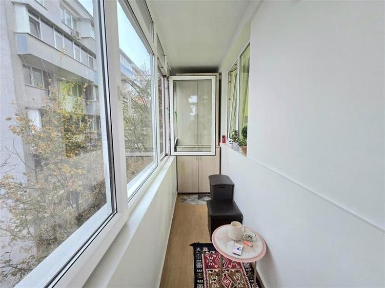 AP.2 CAM ET.4/7 RENOVAT COMPLET MOBILAT UTILAT SECTOR 1 ION MIHALACHE METROU 1 M - 8