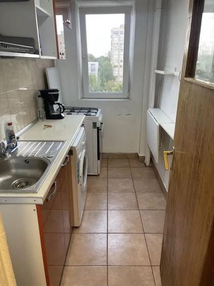 Apartament cu 2 camere decomandat în Lujerului