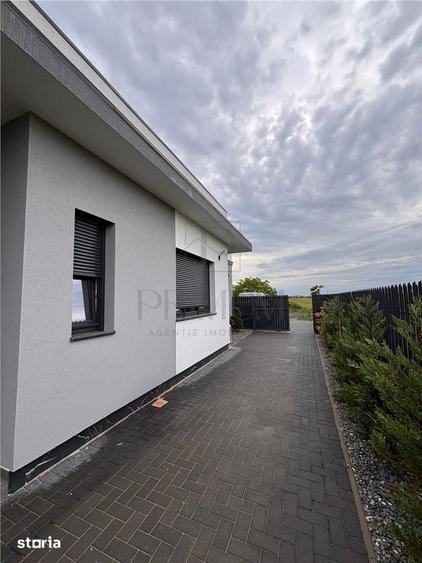 Casă cu 3 camere cu Teren 330 Mp în Central