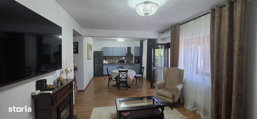 Casă cu 4 camere în Clinceni