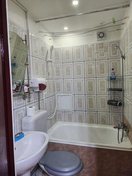 Apartament cu 2 camere decomandat în Titan