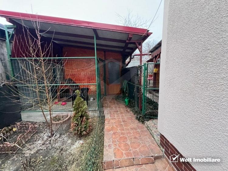 Casă individuală cu 3 camere cu Canalizare în Baciu