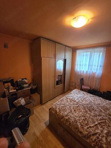 Vand casa ?i teren in Brezoi - 6
