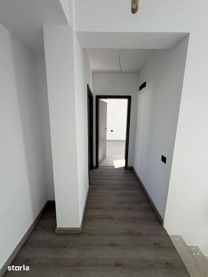 Casă cu 3 camere cu Teren 220 Mp în Central