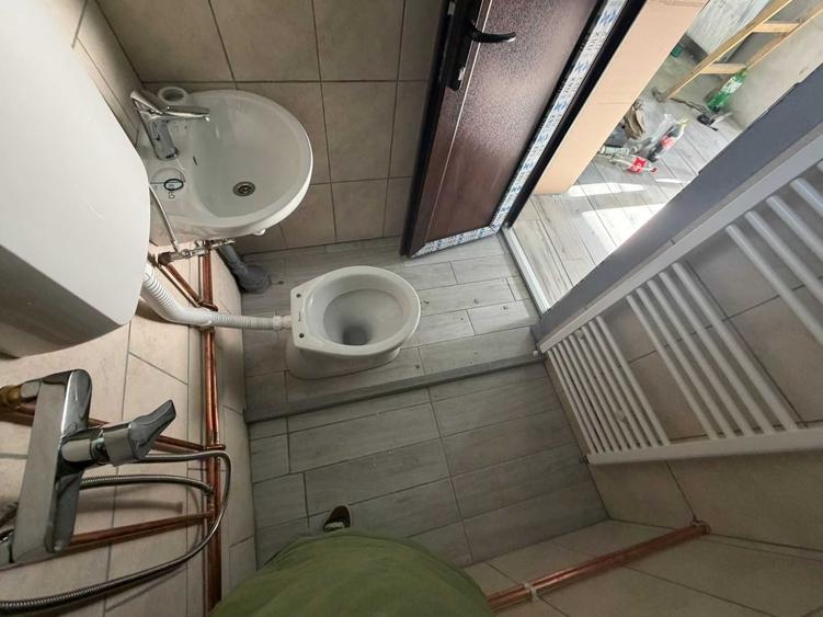 Casă cu 2 camere în Central
