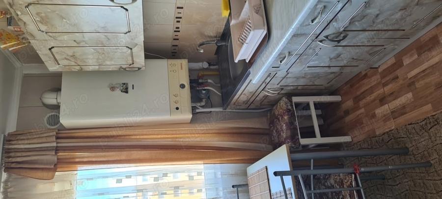 Apartament cu 3 camere decomandat în Turda